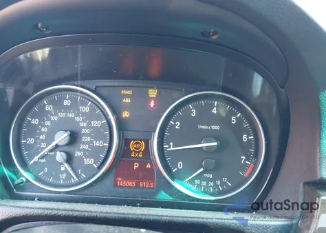 2010 BMW 328I xDrive z USA, uszkodzony, nr VIN WBAPK5C52AA650616